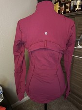 Lululemon Women s 8 Magenta Hot Pink Define Jacket