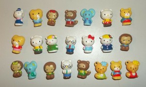 hello kitty squinkies