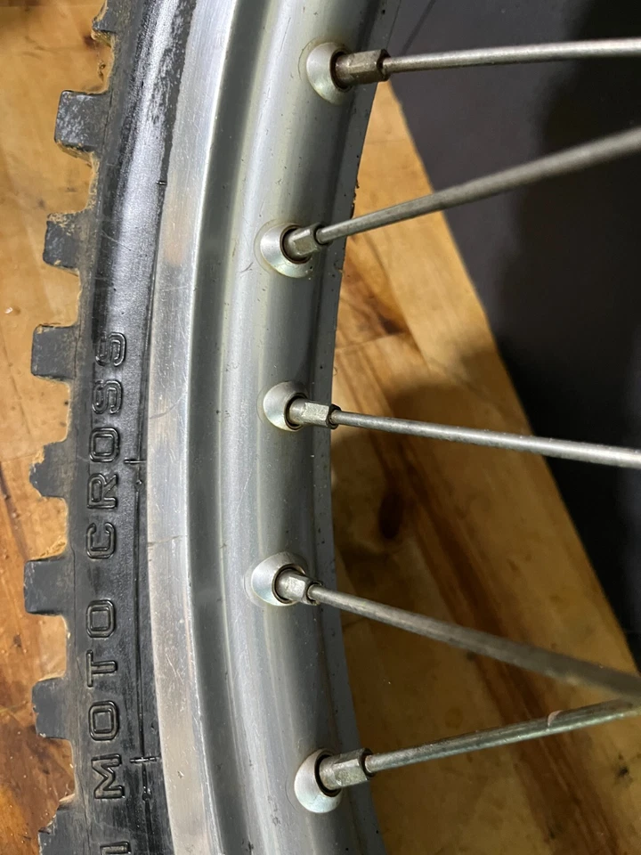 1989 KAWASAKI KX125 KX 125 KX250 KX500 FRONT WHEEL RIM ASSEMBLY 21" - Image 4 of 4