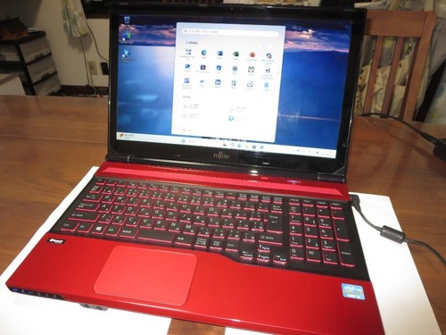 Fujitsu LIFEBOOK AH56/K Core i5 3230M SSD 128GB RAM 8GB 15.6 inches - Picture 4 of 8