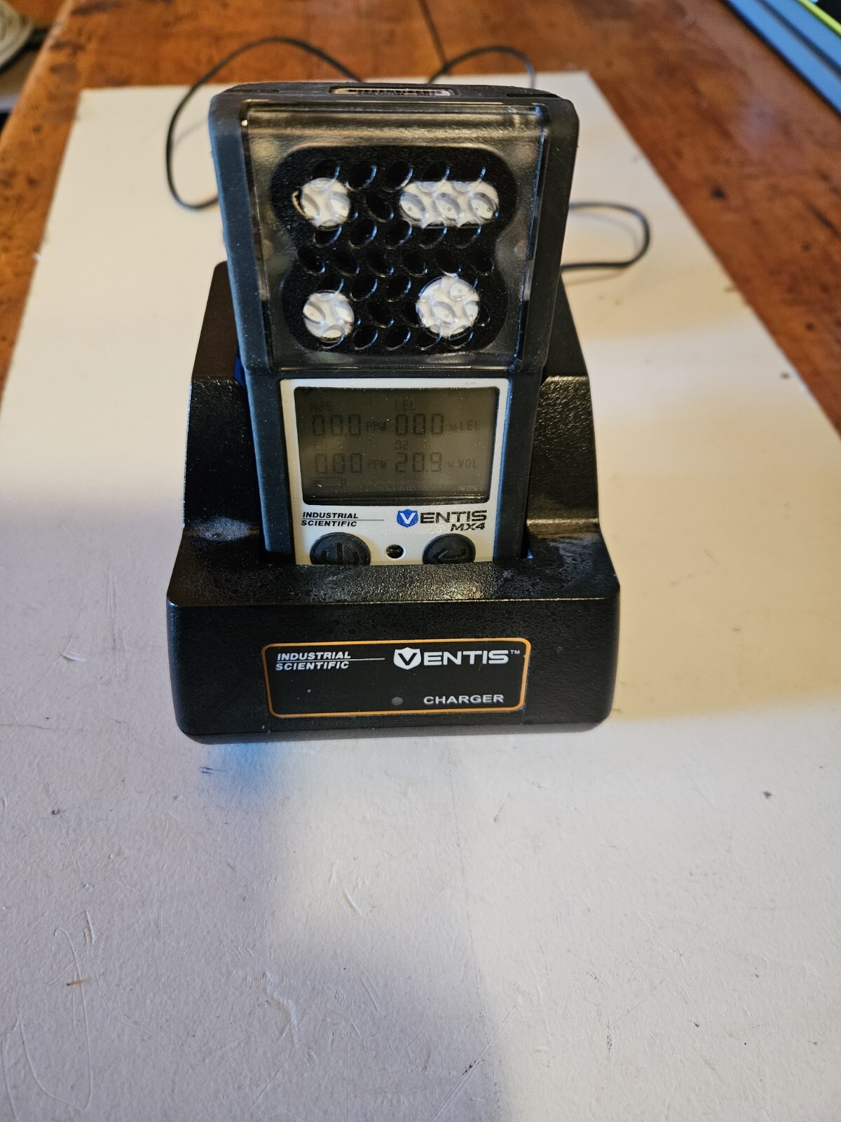 Industrial Scientific Ventis MX4 MultiGas Monitor w/ Charger eBay