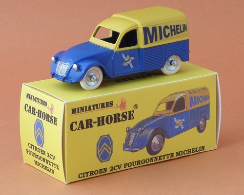 Véhicule Miniature Ancien Car-Horse Vespa - Piège à Souris Style Dinky - Neuf Stock