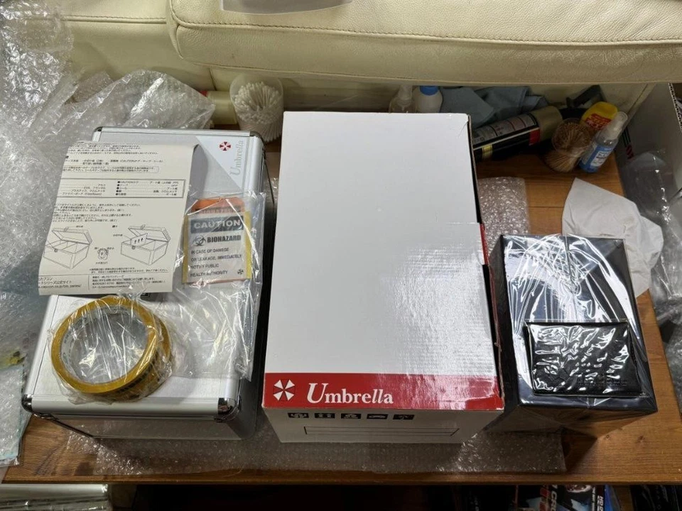 XBOX360 Resident Evil 5 e-Capcom Limited Edition Brand New Unopened - Image 4 of 4