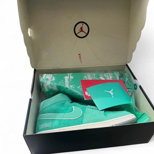 Nike Jordan Ship PE SP x Corporate “GOT EM” OG FJ2384-301 Light Menta SIZE 12.5