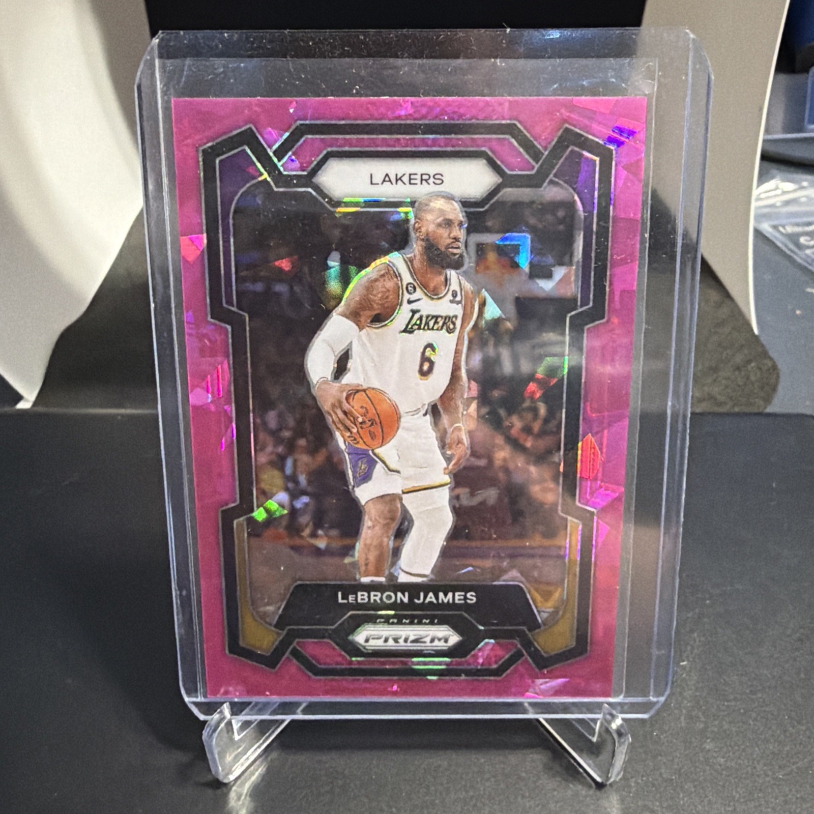 LEBRON JAMES 2023-24 PANINI PRIZM PINK CRACKED ICE #63 LOS ANGELES LAKERS MINT