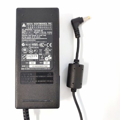 Adapter DELTA 19v/90w/4.74A 5.5*1.7