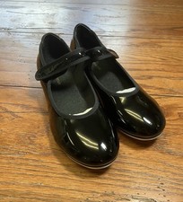 Theatrical Girls Size 2.5 Black Tap Shoes