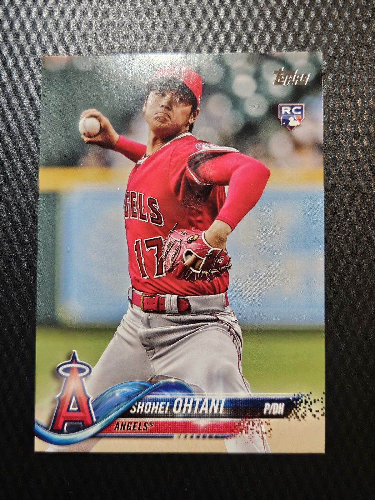 2018 Topps Update Series - Shohei Ohtani #US1 Pitching, Red Jersey (RC)