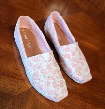 NWOB Toms Pink Party Elephants Original Alpargatas Frosted Animal Cracker 9 W
