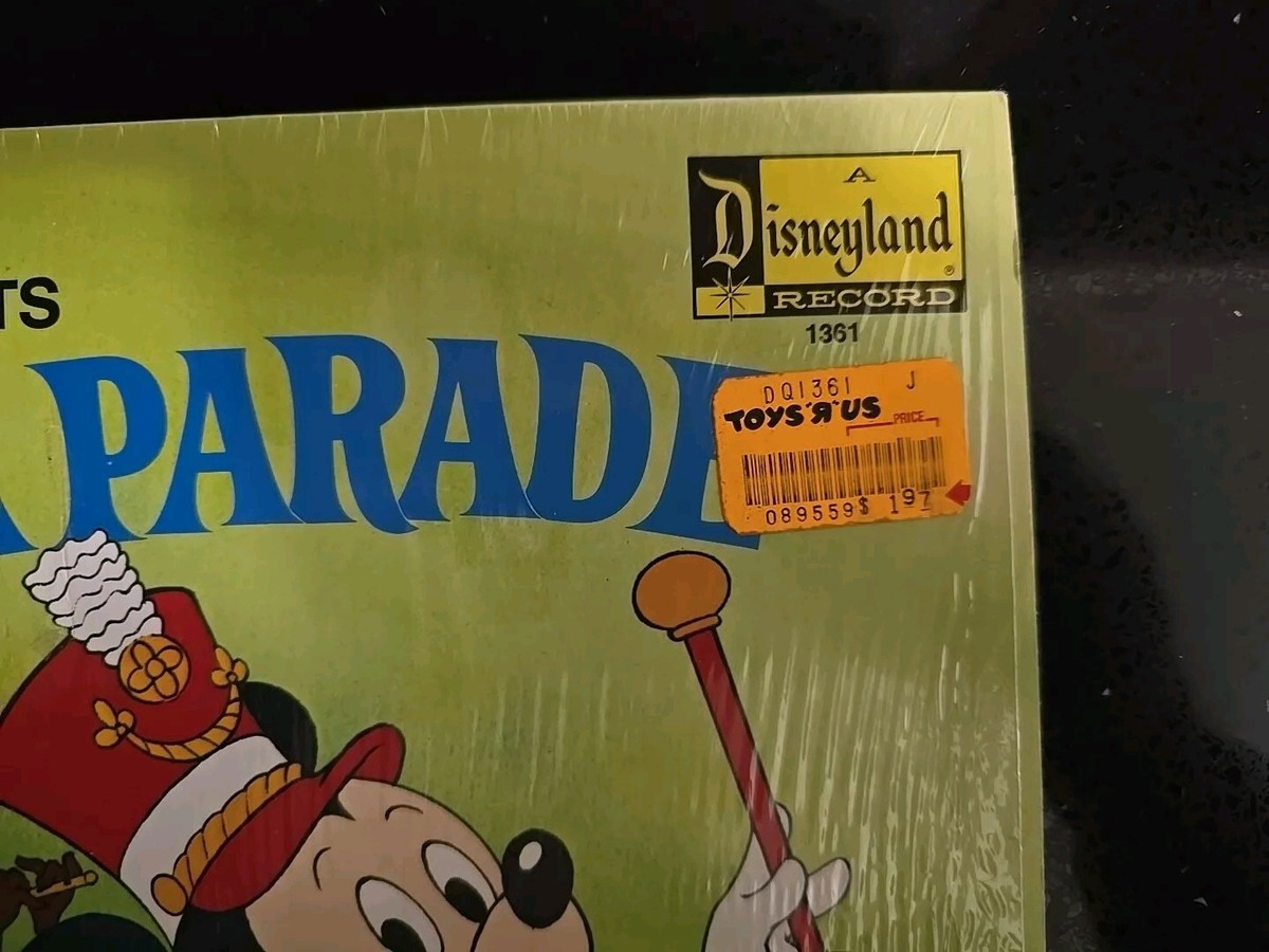 1974 Walt Disney Presents I Love a Parade Disneyland Record