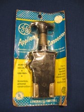 NIB NOS GE GE Applicance Connector (no cord) 11/16