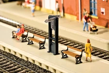 PUBLIC BENCHES & TRAIN DESTINATION INDICATOR  28 pc HO Scale kit - FALLER - NEW