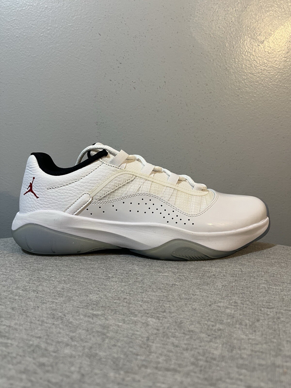 Nike Jordan 11 CMFT Low White/Varsity Red-Black Men's Shoe Size 10.5 CZ0907-162