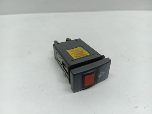 Audi A4 S4 B5 8D 1997 Schalter Warnblinkanlage 8D0941509 UST110075