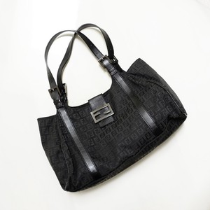 fendi black shoulder bag