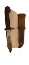 russian  bayonet with scabbard and barbwire cutter