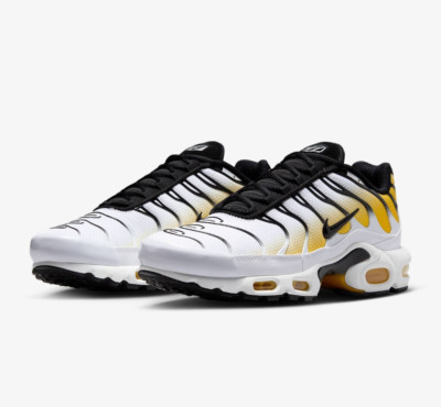 NIKE Air Max Plus DM0032-104 White Varsity Maize Black