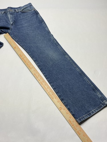 VTG Wrangler Cowboy Cut Denim Blue Jeans Mens 33x32 936GBK Country Rodeo Rancher - Picture 23 of 24