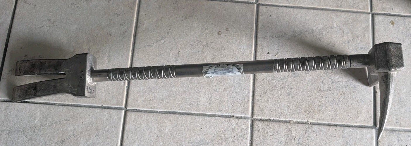 Weber Rescue HOOLIGAN TOOL 761mm