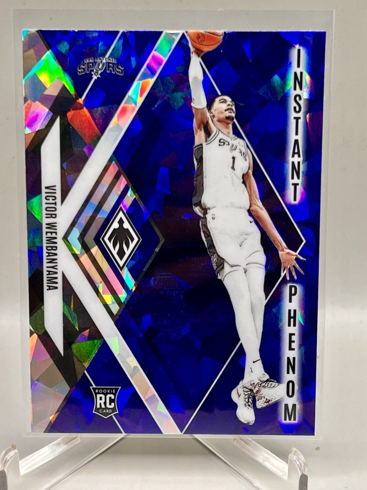 2023-24 Phoenix Victor Wembanyama Instant Phenom Blue Ice (RC) #13 ***