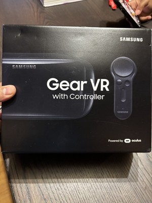 Samsung Gear VR SM-R324 With Controller - Complete - Powered by oculus