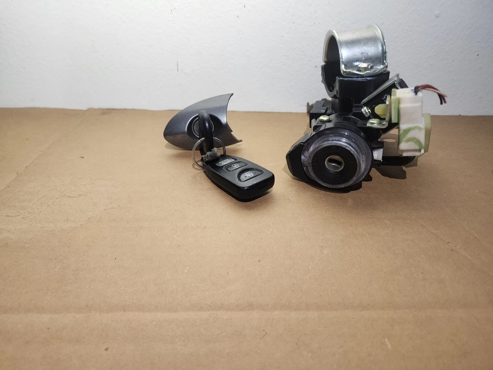 2011-2014 Hyundai Sonata Ignition Switch With Key And Door Lock OEM - Image 2 of 4