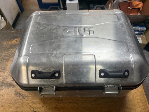 GIVI TREKKER DOLOMITI DLM30A MONOKEY TOP OR SIDE CASE, USED, GOOD CONDITION