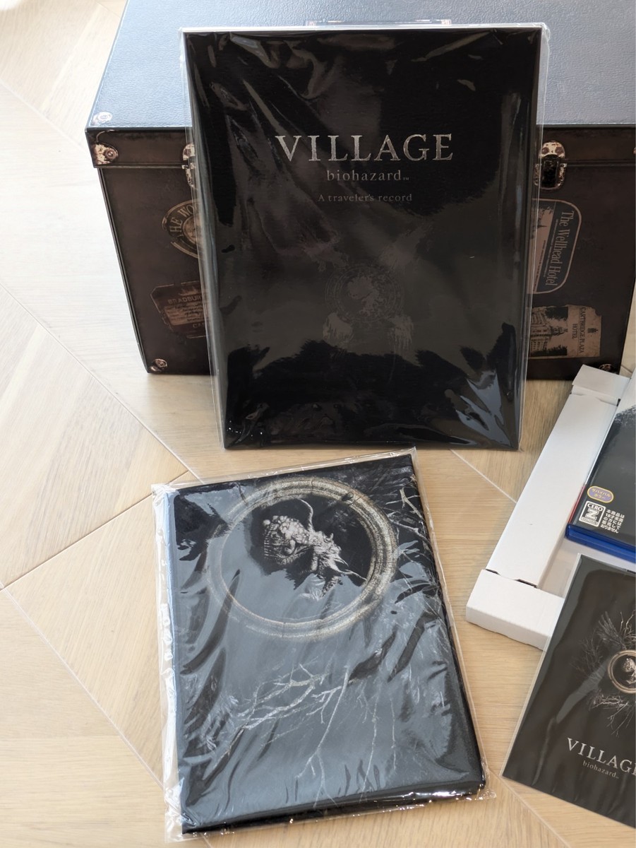 CAPCOM - バイオハザード8  Z Version COLLECTOR&#39;S EDITION Amazon.com: Resident Evil Village Z Version Gold Edition