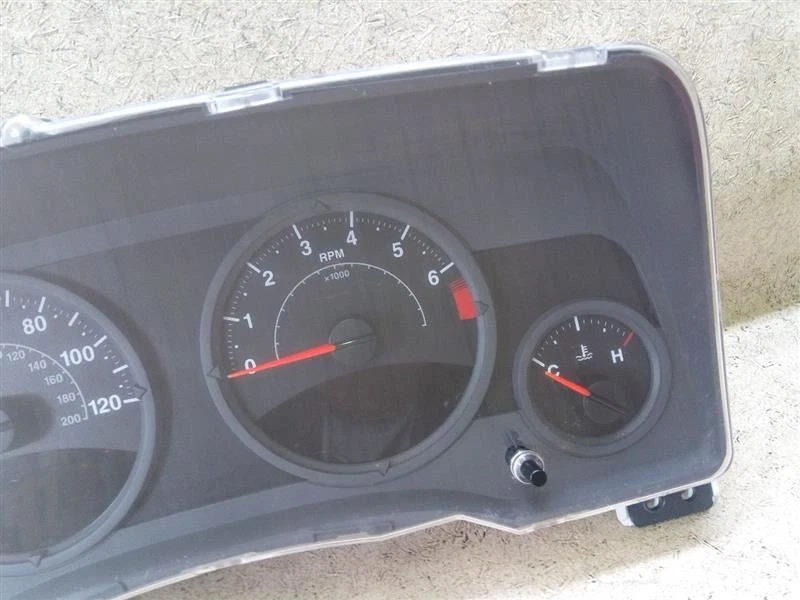 Speedometer Instrument Cluster 05172338AB MPH Fits 2008 JEEP COMPASS n25-197450 - Image 3 of 4