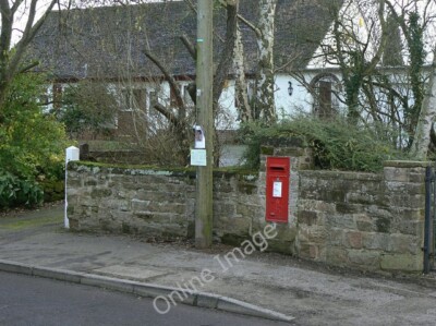 Photo 6x4 Epperstone postbox (Ref:NG14 348) GVIR wallbox opposite the old c2009