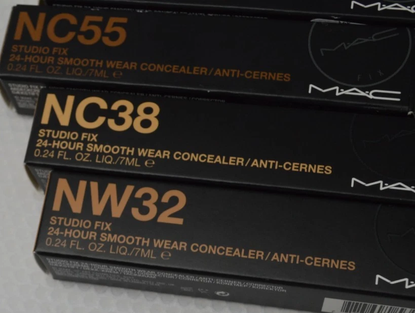 MAC Studio Fix 24Hour Smooth Wear Concealer 7ml/ 0.24fl.oz. - Image 4 of 4