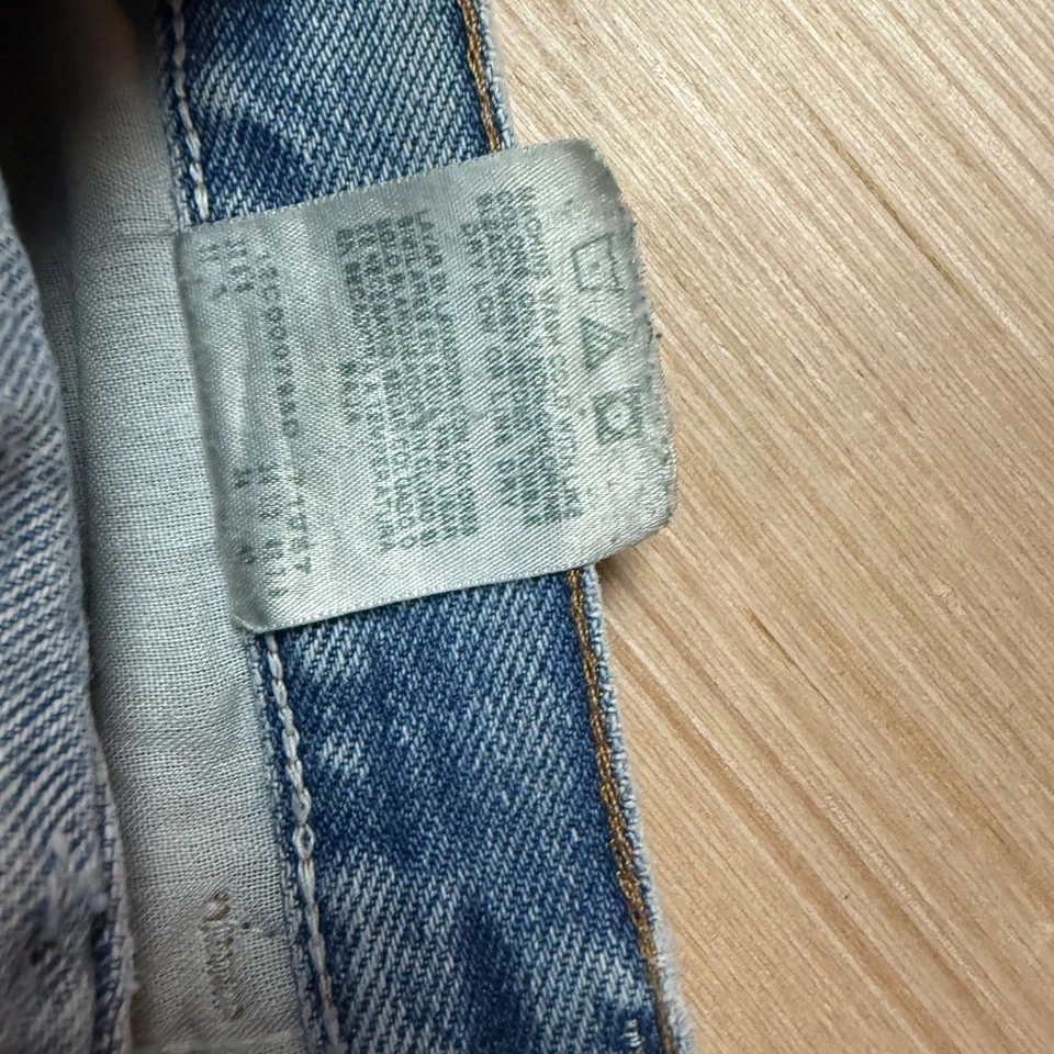 Vintage Thrashed Destroyed Paint Splatter Rustler Jeans 90s Distressed 32x32 - Image 4 of 4