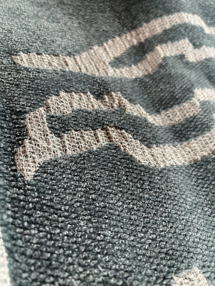 Cortinas cortinas Anthropologie azul com estampa de animais, em excelente estado usado, conjunto de 6 painéis, 86” - Imagem 3 de 4