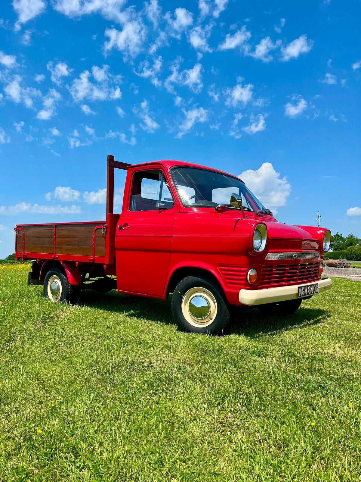 1968 Ford Transit Mk1 Dropside Pick-Up Rare Commercial Stunning