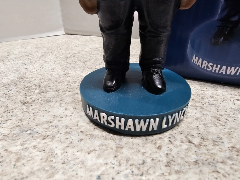 Marshawn Lynch San Jose Sharks NHL 2017 SGA Bobblehead NIB Beast Mode - Image 3 of 4