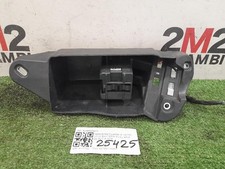 Batterie Hilfs Für MERCEDES Klasse Serie (W176) A2465409611 607951 (K9K) Batterie Hilfs Für MERCEDES Klasse Serie (W176) A2465409611 607951 (K9K)