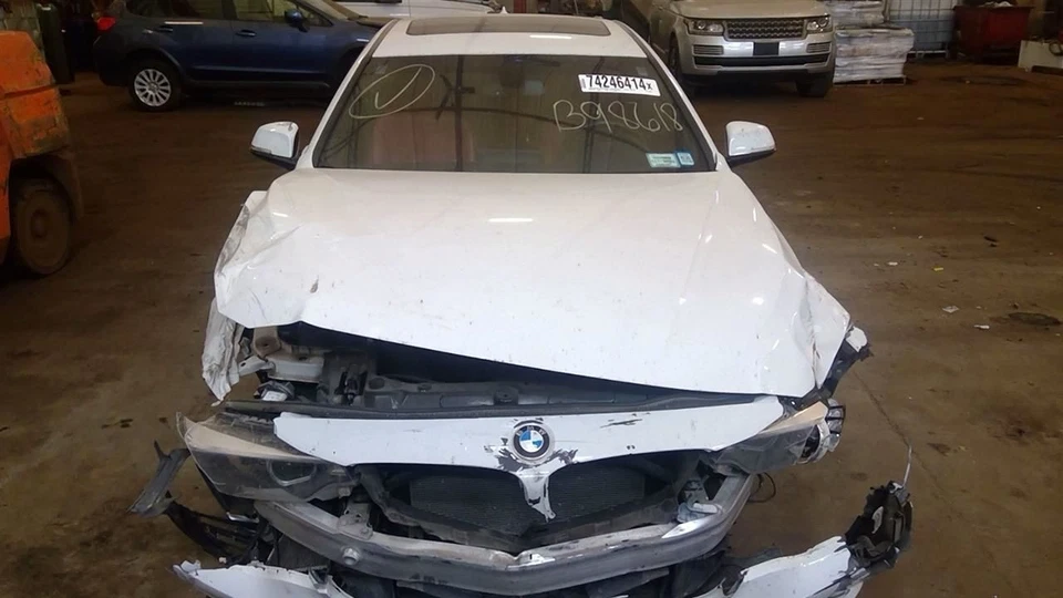 Pinza de pasajero trasera sin freno deportivo compatible con 17-20 BMW 430i 6347973 Foto 4 de 4