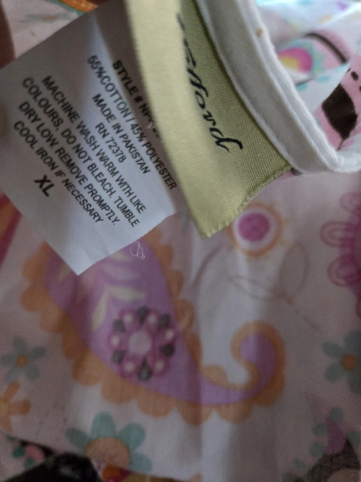 Tafford Scrub Jacket size XL-Pastel Paisley/Floral Snap-Up=Chest 28.5"/L 30" - Image 3 of 4