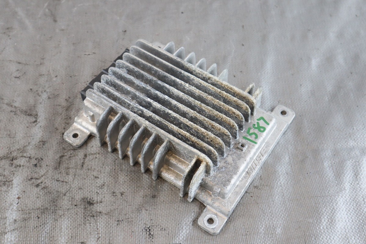 2010 NISSAN GT-R R35 GTR 3.8L VR38 OEM BOSE AUDIO AMPLIFIER