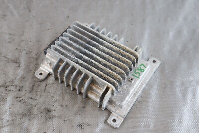 スカイライン クロスオーバー[J50]BOSEアンプ 28061 1BM0A