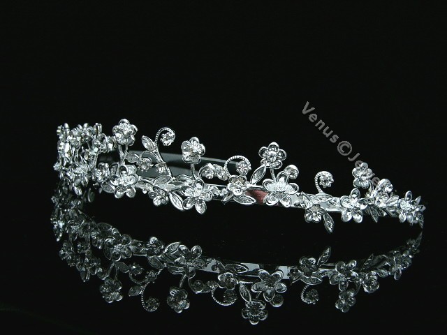 tiaraページ 17275 - Noble Beauty Tiara with Combs - 4.75