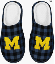 FOCO NCAA Mens NCAA Sherpa Lined Buffalo Check Memory Foam Slippers 11-12 