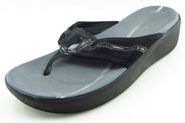 easy spirit flip flops