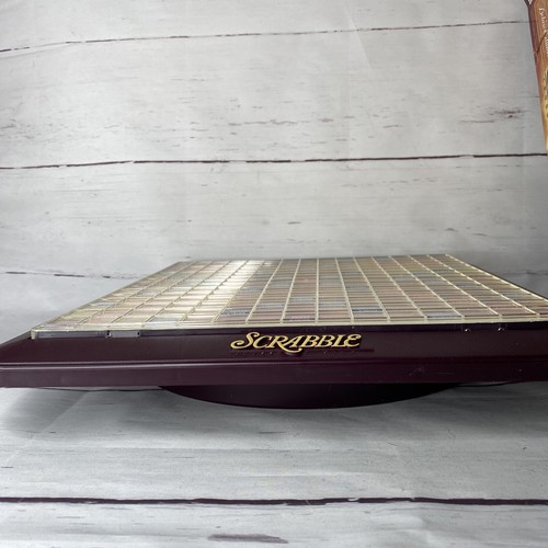 Juego de mesa giratorio Scrabble Edición Deluxe Azulejos de madera 1999 ¡Completo! - Imagen 10 de 12