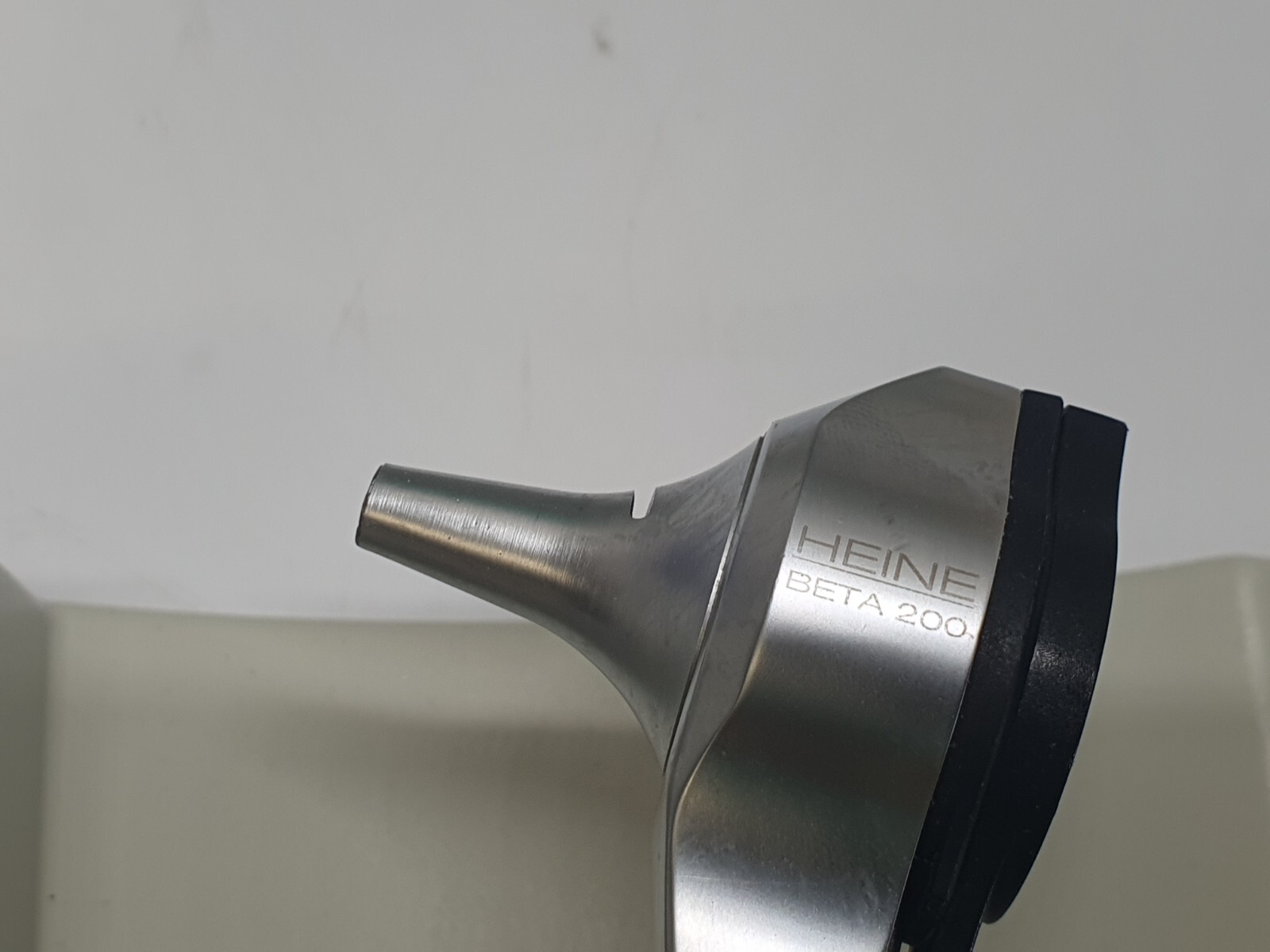 Otoscope and Ophthalmoscope Heine EN 100 Wall Mounting Otoscope with