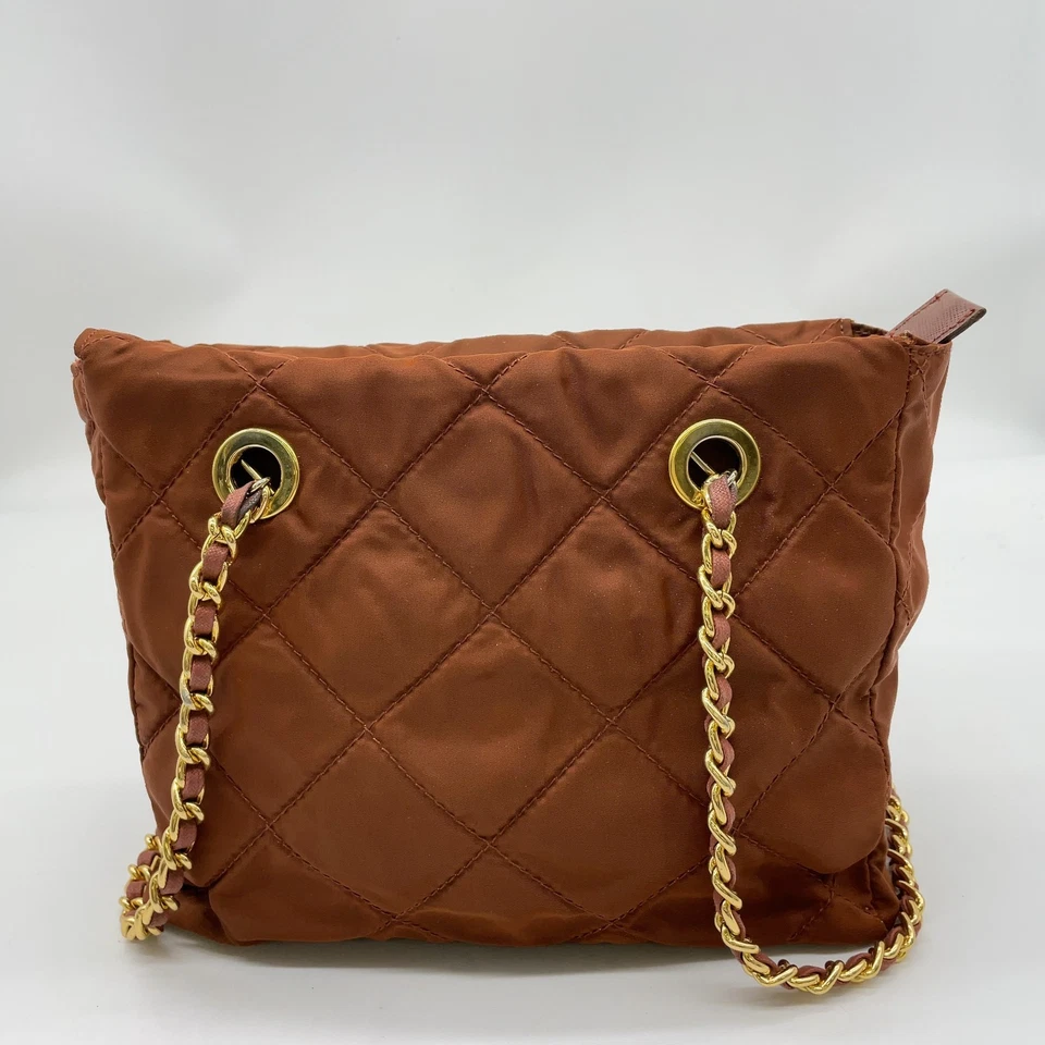 Borsa a tracolla originale Prada triangolo logo nylon trapuntato marrone catena con D.Bag NS111273 - Immagine 4 di 4