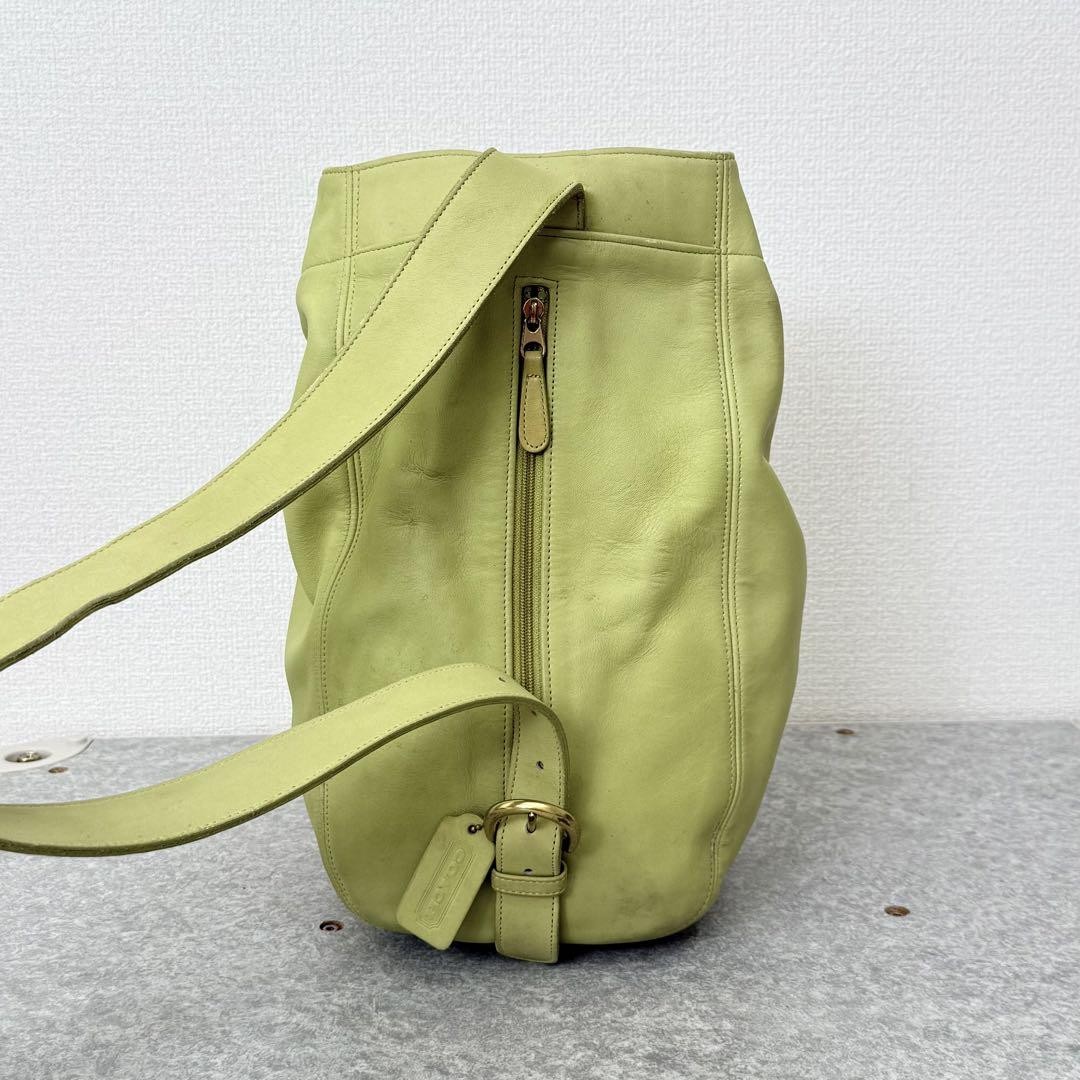 バッグ Vintage Coach Soho Sling Lime Green 💌SOLD💌 Coach Lime Green SoHo Bag 🍋‍🟩🍒 $295 free