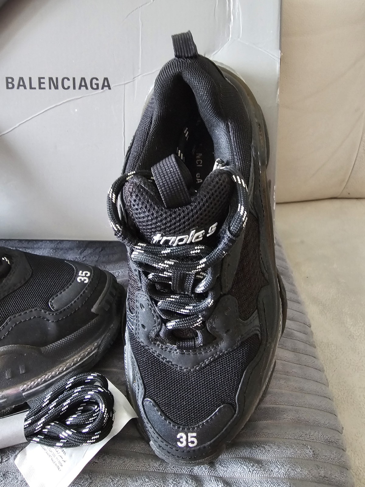 SAOLA OFFERTA Sneakers nere Balenciaga Track 2 suola trasparente scarpe da ginnastica UK 2 5 EUR 35 PREZZO AL PUBBLICO £ 825