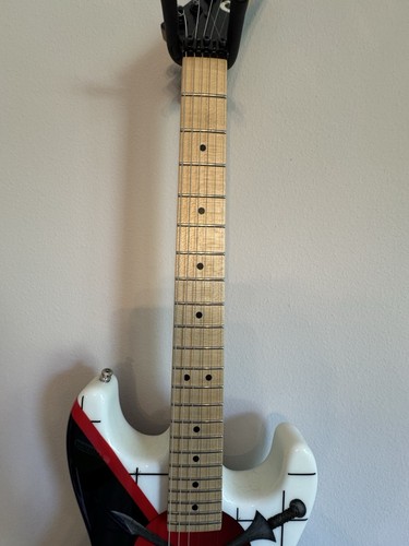 Warren Demartini “Cross Swords Custom Shop” - Picture 8 of 19