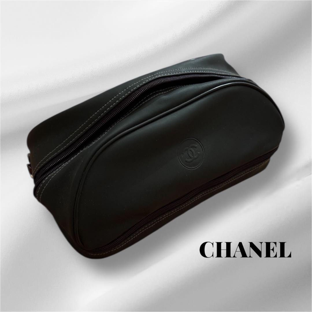 Chanel black leather travel shoe storage bag rare multifunctional